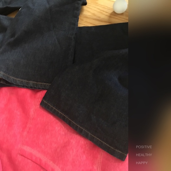 Bundled Only the Best Take 40% OFF EVERYTHING - Picture 6 of 8