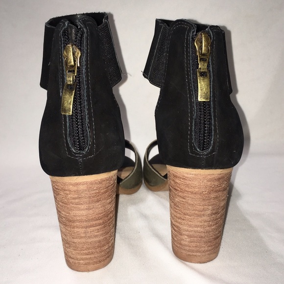 Arricci Ankle Strap Sandal Heels - Picture 2 of 4