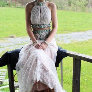 Sherri Hill dress. Beautiful two piece prom dress.