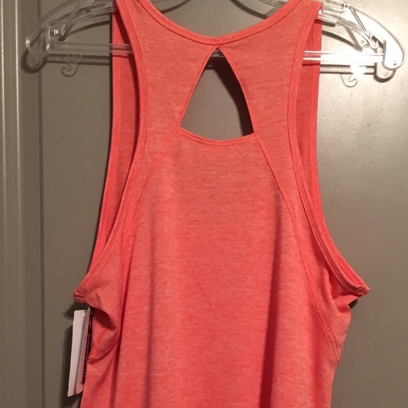 NWT Workout Tank - Picture 3 of 4