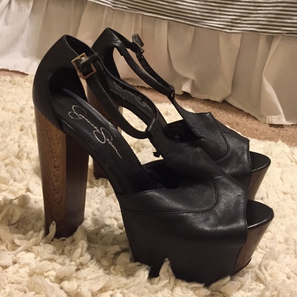 Jessica Simpson black Dany platform sandal size 9