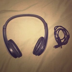 Wireless Bluetooth Headphones
