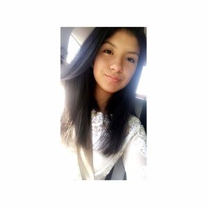 Meet your Posher, Vanessa