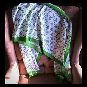 Arbonne scarf
