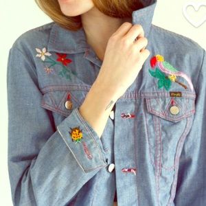 70's WRANGLER Embroidered Vintage Denim Jacket!