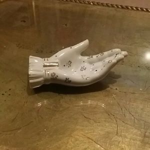 Women's hand ashtray / jewelry dish
