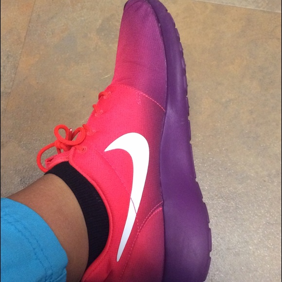 Nike roshes