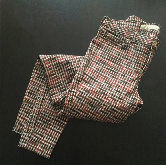 Zara Pants - Zara Red & Black Houndstooth Stretchy Skinny Pants Zara Pants - Zara Red & Black Houndstooth Stretchy Skinny Pants