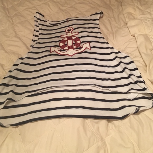 Anchor striped tank