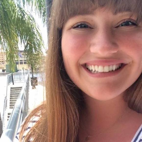 Meet your Posher, Ashley - Picture 1 of 1