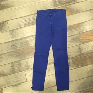 J Brand 811 Mid-Rise Skinny Leg Jean in Royal Blue
