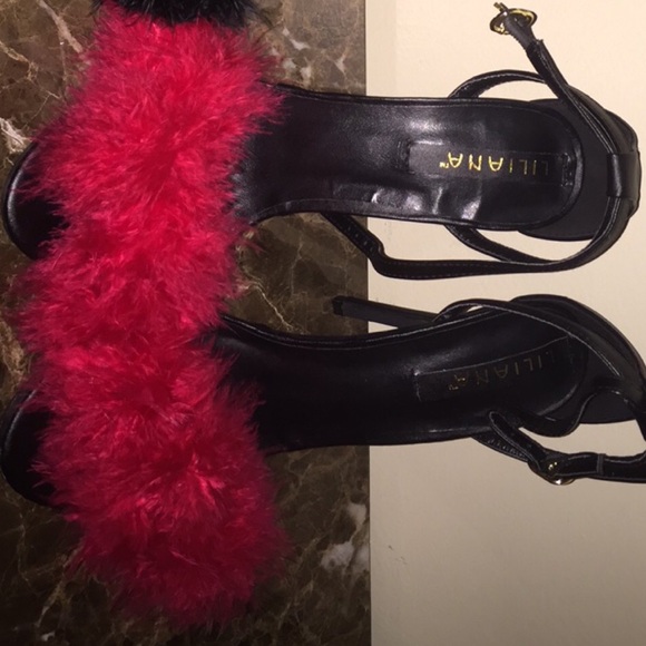 Sexy Red Feather High Heels - Picture 2 of 2