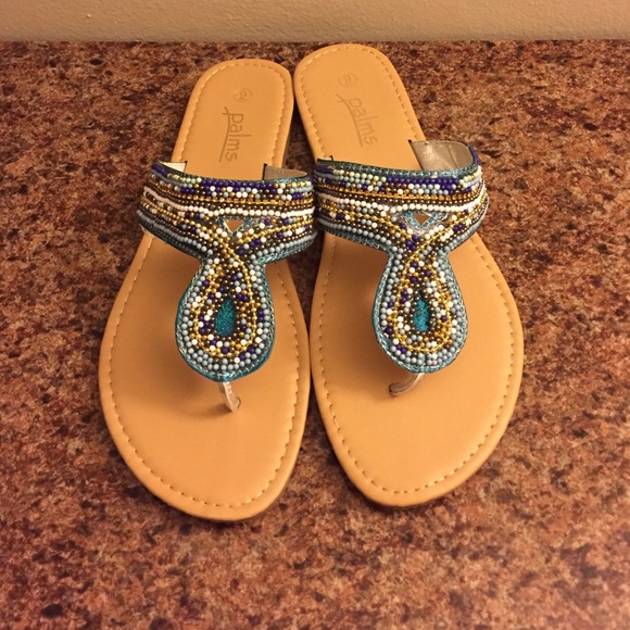 NWOT Sz 9 beaded sandals