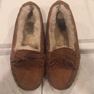 Children's Ugg mocasins