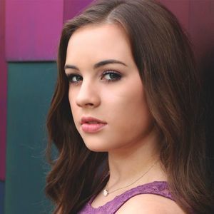 Meet your Posher, Maddie