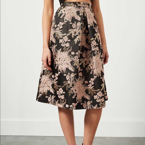 Miss Selfridge Dresses & Skirts - Miss Selfridge Jacquard Holiday Midi Skirt