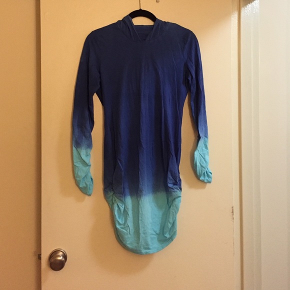 🛍SOLD🛍 2 SzXL 2 tunic hoodies (blue & purple)