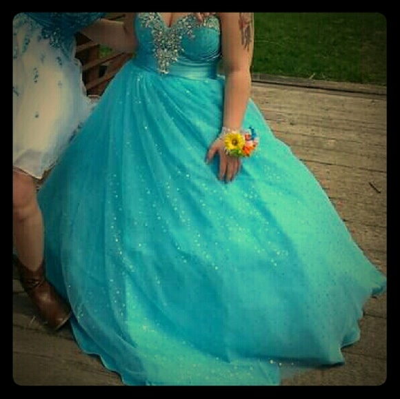 Prom dress
