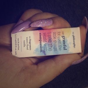 Small perfume samples