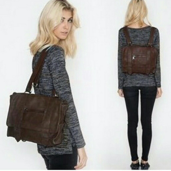 VERE VERTE MIDI LEATHER convertible backpack - Picture 6 of 8