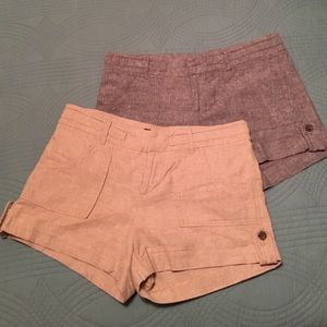 2 Banana Republic Linen shorts