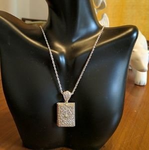 Vintage Filigree Metal Locket Necklace