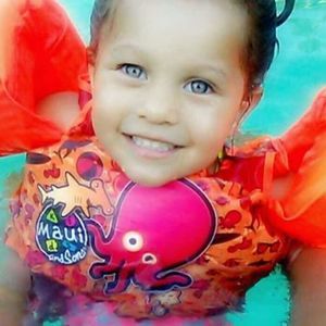 Meet your Posher, Theresa