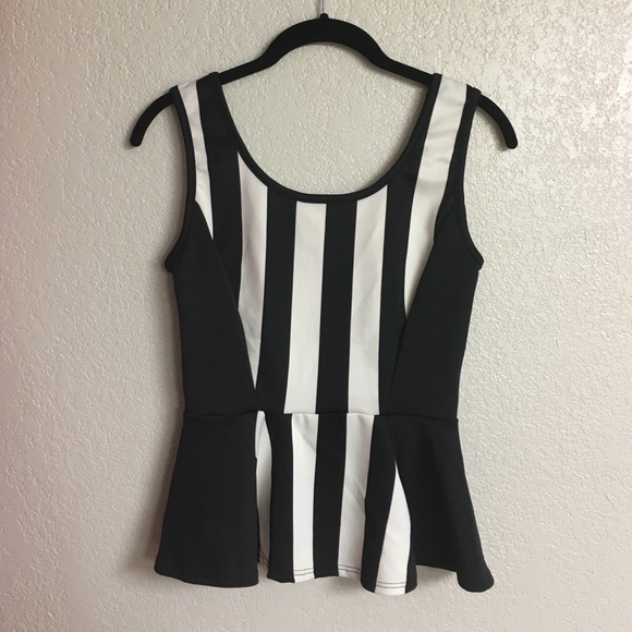 Alt. B B&W Veritical Stripe Flared Tank (Size: S)