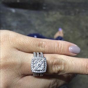 Diamond ring