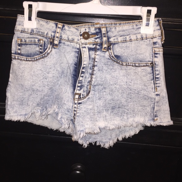 light washed Jean shorts