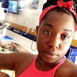 Meet your Posher, Celeste