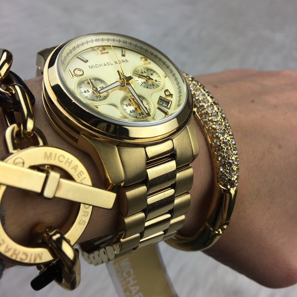 Michael Kors gold runway chronograph watch - Picture 4 of 4