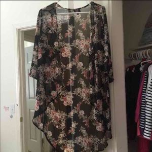 Black Floral Kimono NWOT