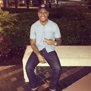 Meet your Posher, Javier