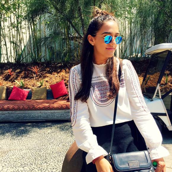 Meet your Posher, Jenna - Picture 1 of 1