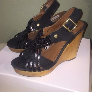 Steve Madden Black Wedge