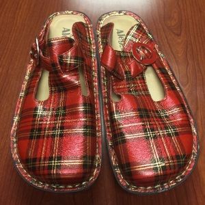 Algeria plaid clogs