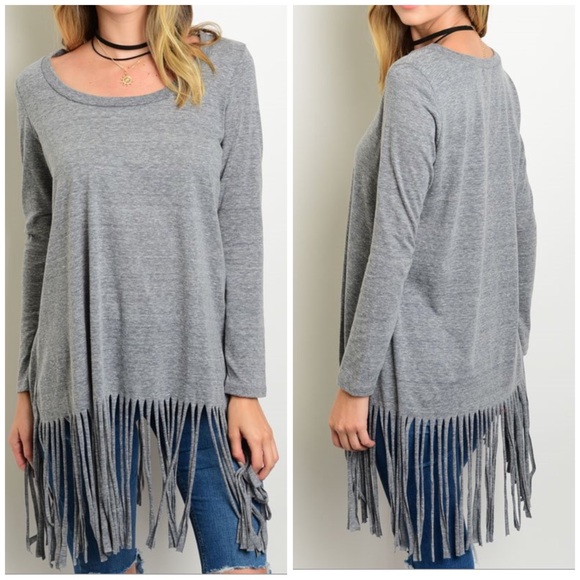💰30% BUNDLES💰Blue/grey fringe top - Picture 2 of 4