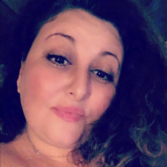 Meet your Posher, Paulina