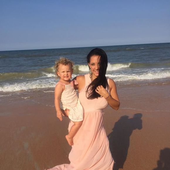 Meet your Posher, Anastasia - Picture 2 of 2