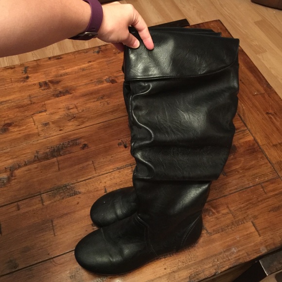 Lower East Side size 7W boots