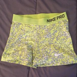 NWOT Nike pro shorts.