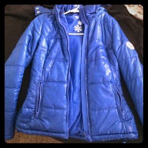 A Aeropostale Bubble Coat .