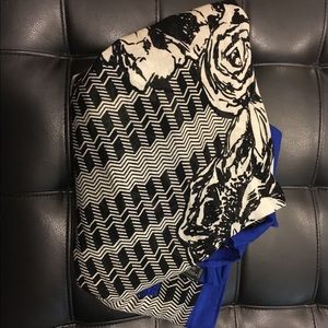 Scarf///price drop! 😃