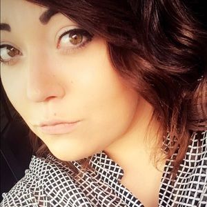 Meet your Posher, Annie