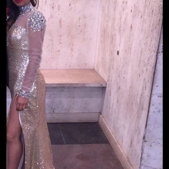 Dresses & Skirts - Prom dress size s