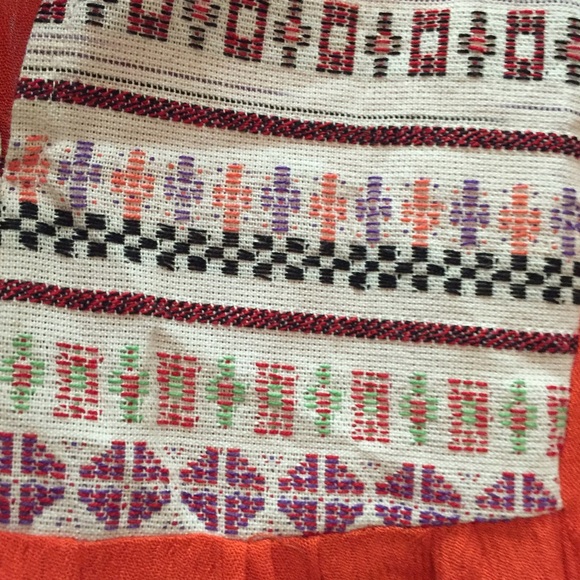 embroidered handkerchief tunic - Picture 3 of 3