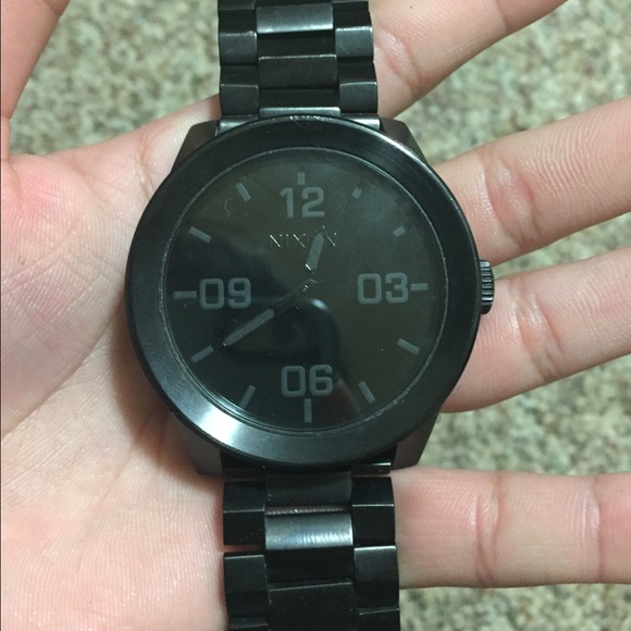 Nixon watch
