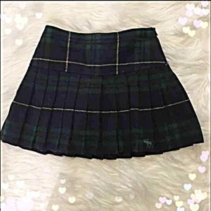 Abercrombie & Fitch plaid tweed skirt