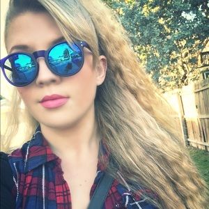 Meet your Posher, Ivana